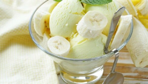 Glace à la banane et yaourt avec thermomix