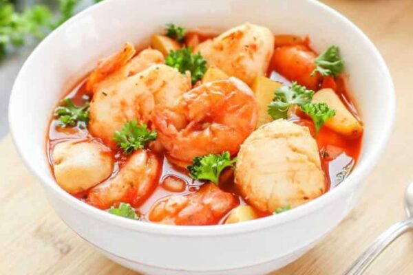 Ragoût de coquilles Saint-Jacques aux fruits de mer au Thermomix : un plat festif et raffiné