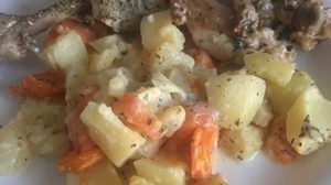 Cuisse de poulet pomme de terre carotte au Cookeo