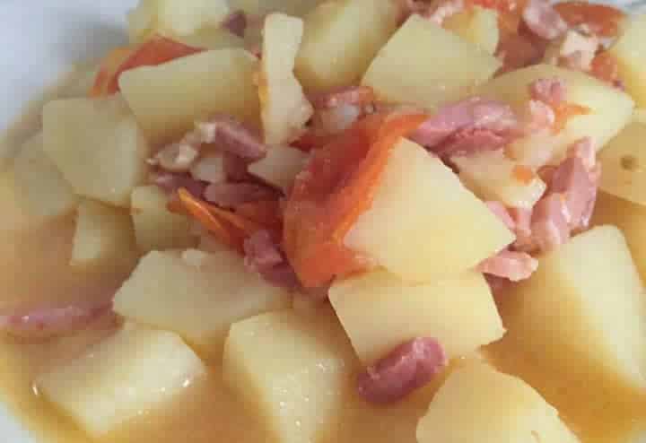 Pommes de terre tomate et lardons au cookeo