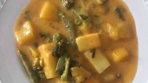 Curry de légumes aux fruits avec cookeo