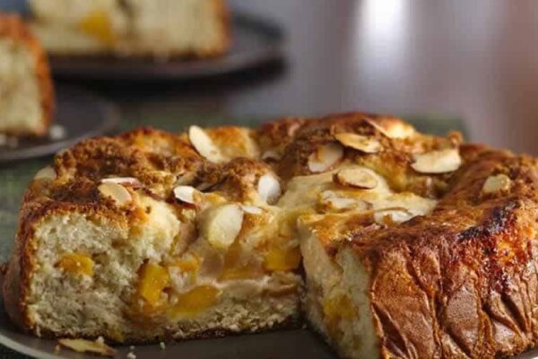 Cake aux pêches et amandes au thermomix