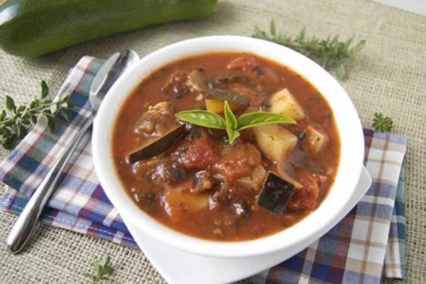Soupe de courgettes et d'aubergines au companion