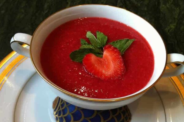 Soupe de fraises à la menthe au thermomix