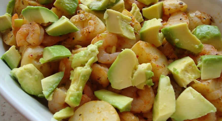 Salade pommes de terre crevettes avocats au thermomix