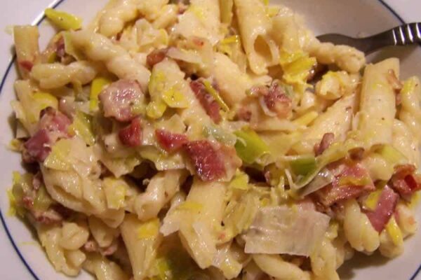 Pâtes aux poireaux et lardons au thermomix
