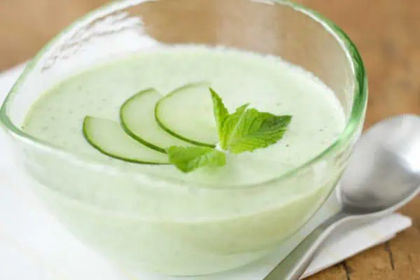 Soupe froide concombre et menthe au thermomix