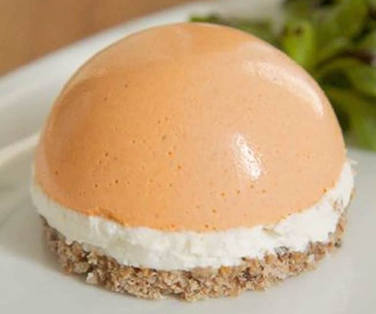 Dômes de mousse de poivrons et chèvre frais au thermomix