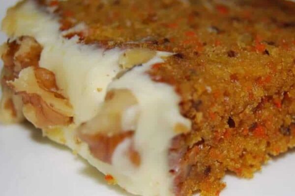 Gâteau aux carottes et aux noix au thermomix