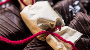 Petits chocolats de Noël aux noisettes au thermomix