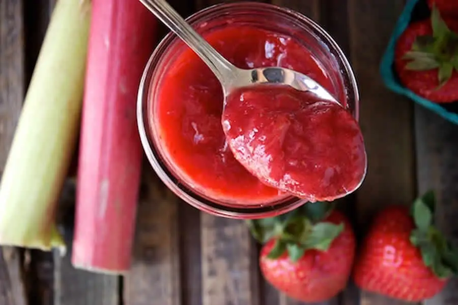 Confiture rhubarbe fraise au Thermomix