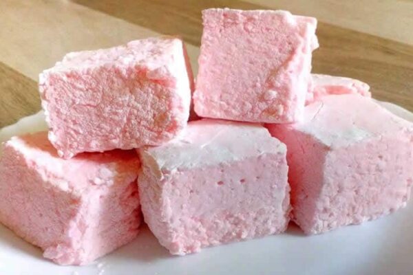 Guimauves à la fraise maison au Thermomix