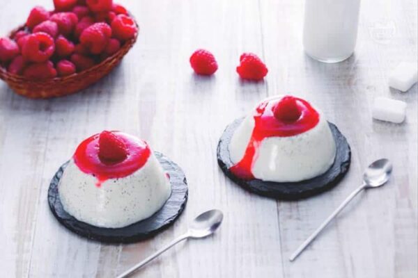 Panna cotta au coulis de framboise au Thermomix