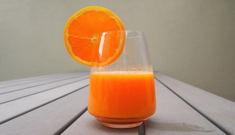 Jus de fruits ACE maison au Thermomix