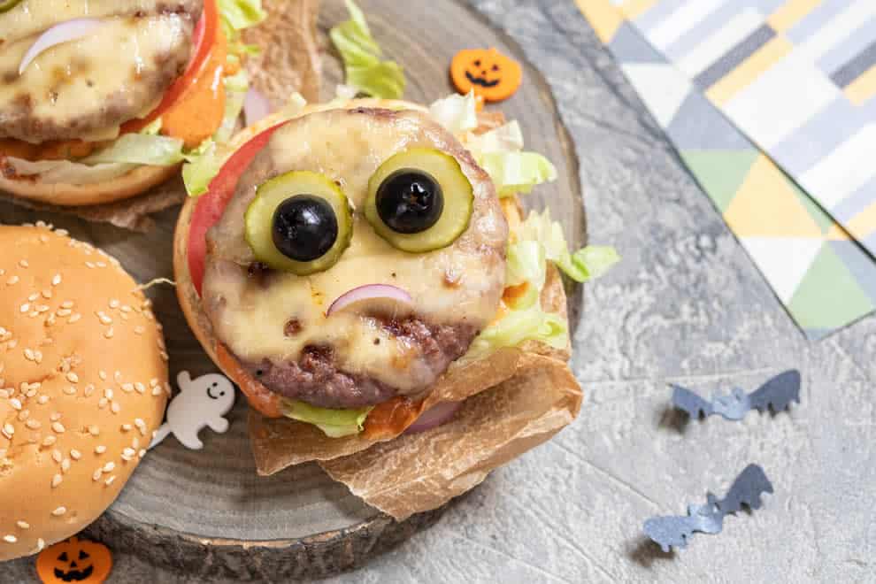 Le cheeseburger effrayant d'Halloween idée2
