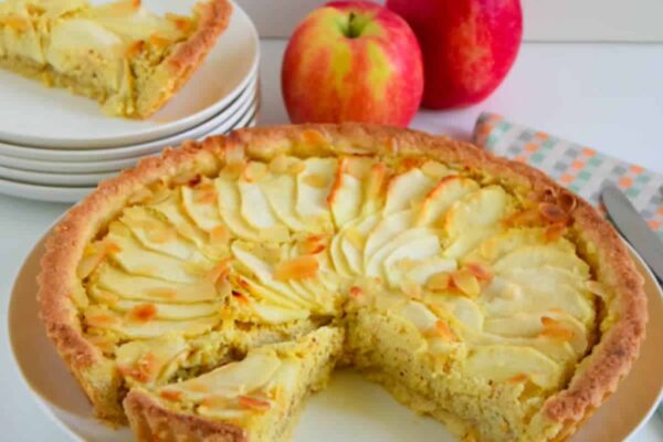 tarte frangipane aux pommes à la confiture de figues