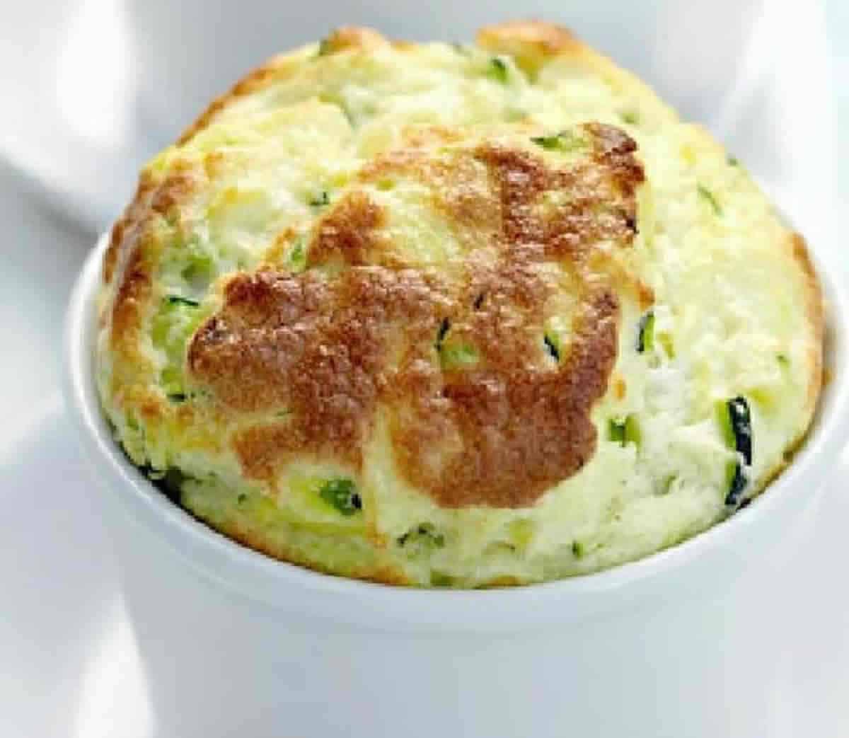 Soufflé de courgettes et patates au Thermomix : Simple et facile à faire pour se régaler !