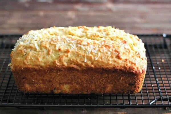 Cake à la banane et noix de coco au Thermomix, ultra moelleux et savoureux.