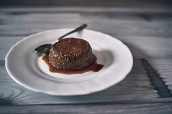 Flan au chocolat sans cuisson au Thermomix : Une recette classique pour toutes les occasions !