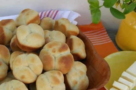 Petits pains sucrés de Pâques au Thermomix : Savoureux et délicieux !