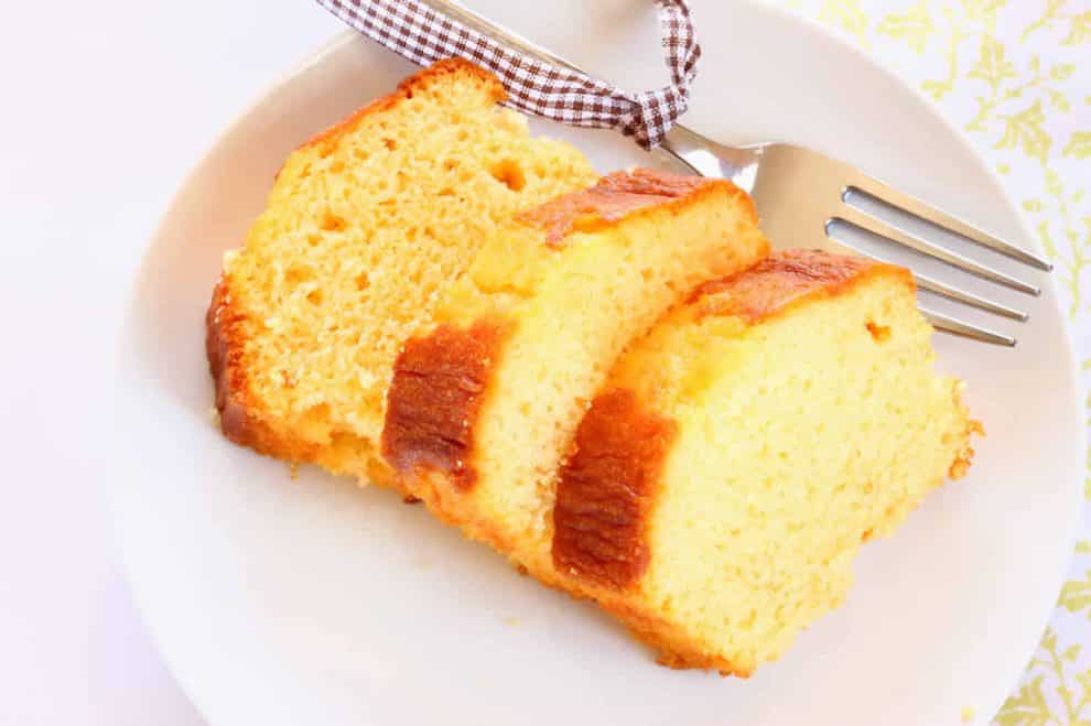 Cake sucré nature moelleux au Thermomix : Pour un goûter dans son plus simple appareil !