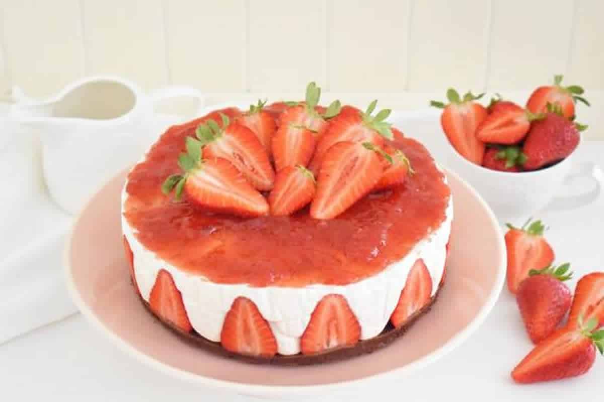 Cheesecake aux fraises et à la ricotta : Une douceur raffinée au goût frais et léger !