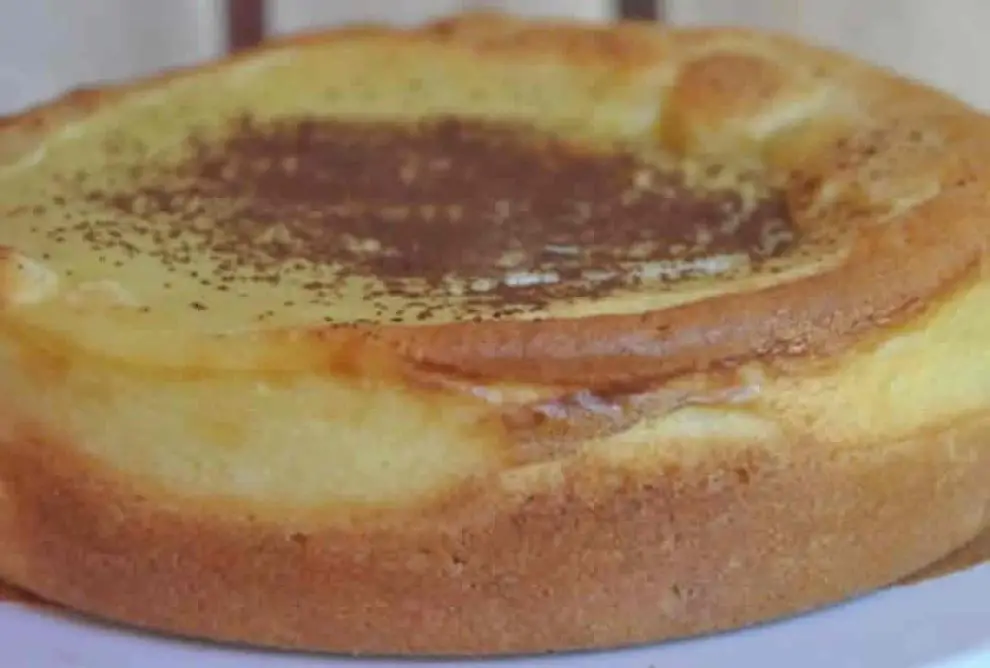 Gâteau à la crème anglaise au Thermomix : Un dessert moelleux et crémeux !