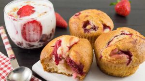 Muffins au yaourt et aux fraises au Thermomix : Idéal pour le goûter !