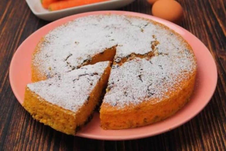 Gâteau aux carottes et aux pépites de chocolat : Un dessert vraiment irrésistible !