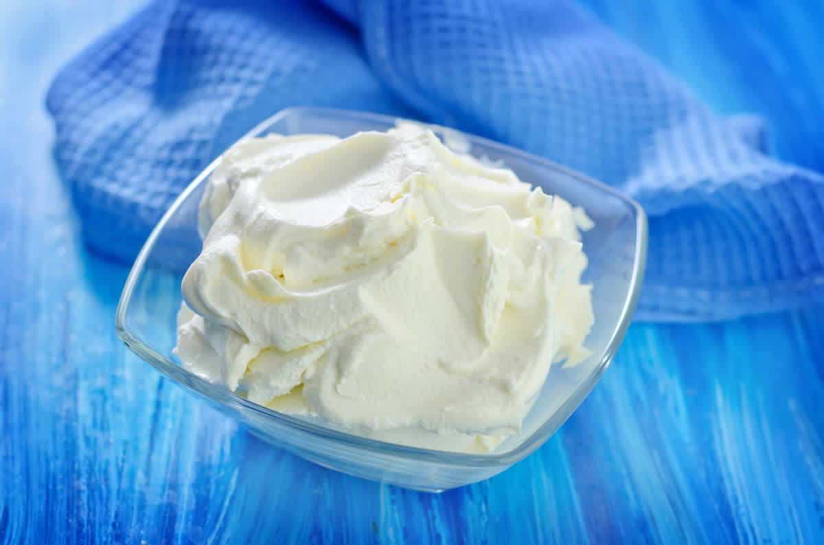 Avec seulement 2 ingrédients, réaliser votre Mascarpone maison