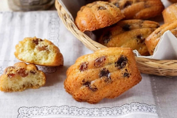 Madeleines aux raisins secs au Thermomix : Savoureuses et facile à préparer