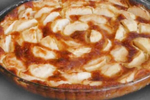 Tarte aux pommes sans beurre, moelleuse et facile à préparer