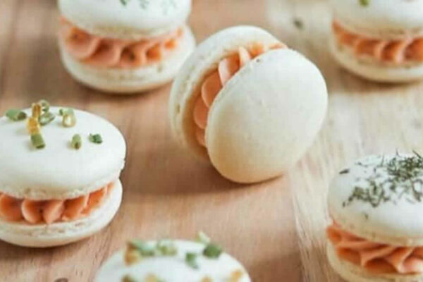 Apéritifs de Noël : Macarons salés à la mousse de saumon au Thermomix