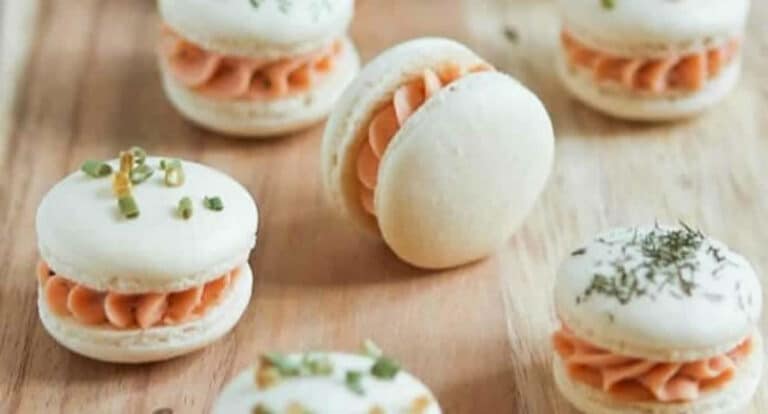 Apéritifs de Noël : Macarons salés à la mousse de saumon au Thermomix