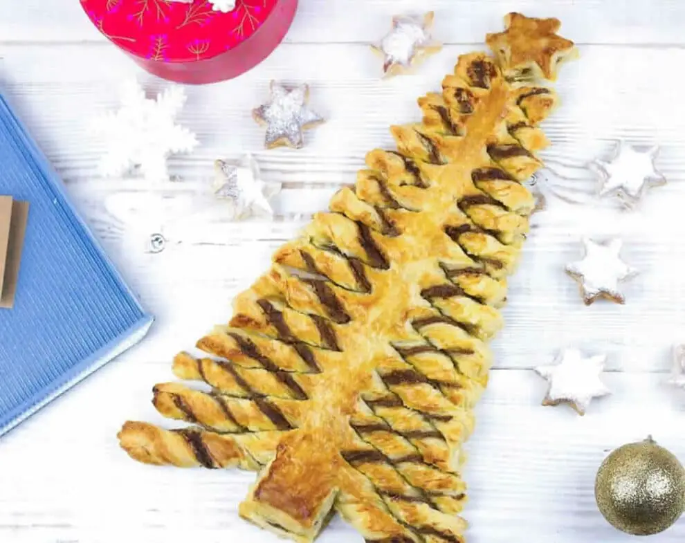Délicieuses Gourmandises de Noël : Sapin de Noël feuilleté au Nutella