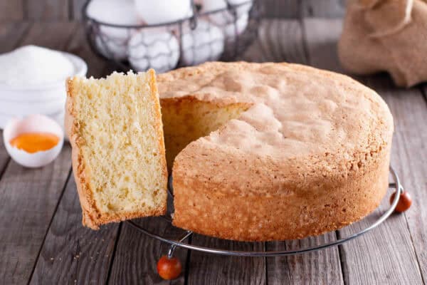 Gâteau au vin blanc de grand-mère : Moelleux et léger
