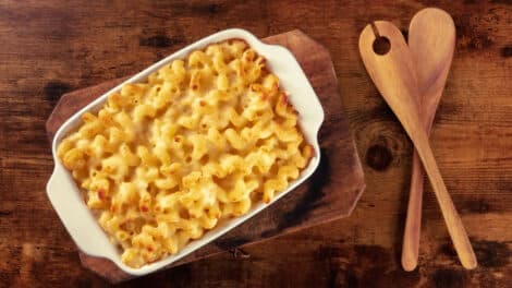 Gratin de macaroni au cheddar au Thermomix : Le plat réconfortant par excellence