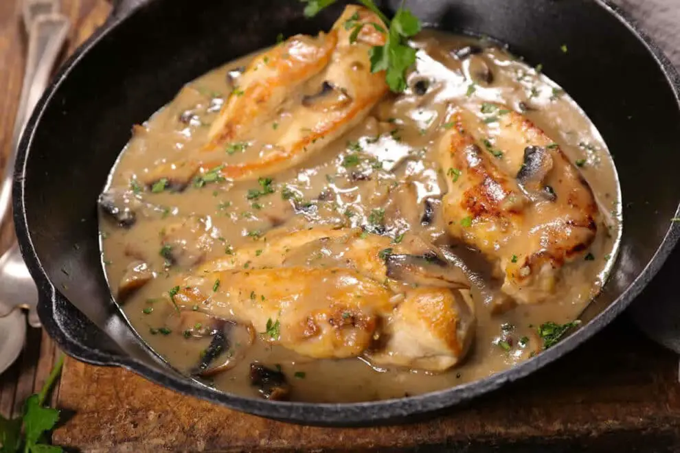 Blanquette de poulet aux champignons : Un régal de la cuisine Française