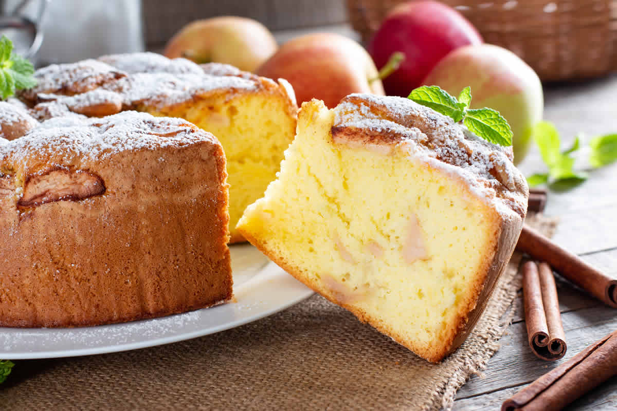 Gâteau aux pommes et à la noix de coco : Un dessert moelleux et délicieux