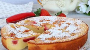 Clafoutis aux fraises : Un dessert frais et fruité