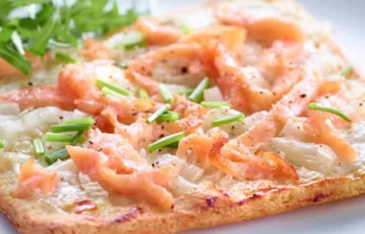 Flammekueche au saumon : Une touche originale et délicieuse