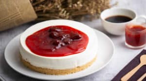 Cheesecake aux fraises sans cuisson : Un délicieux dessert facile à préparer