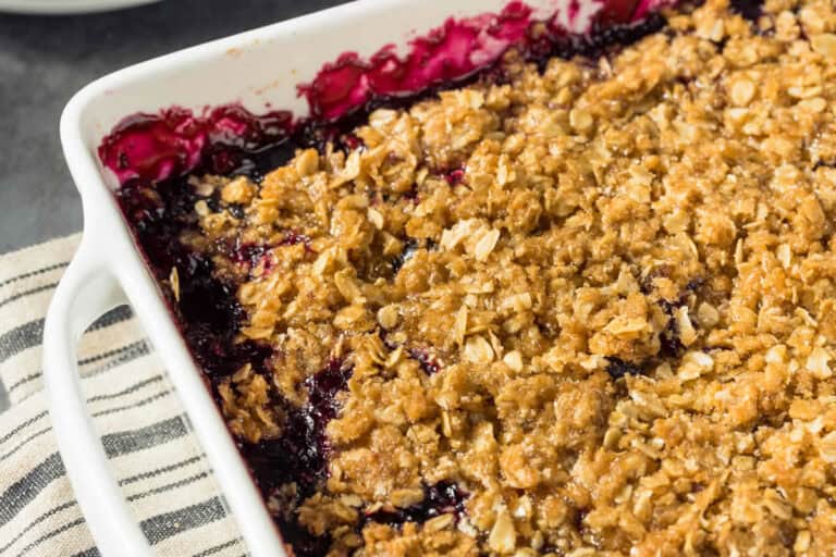 Crumble aux fruits rouges et à la noix de coco : Un accord parfait