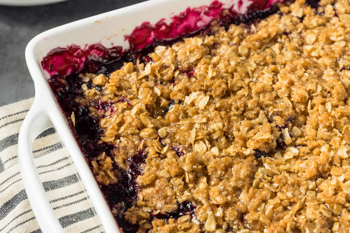 Crumble aux fruits rouges et à la noix de coco : Un accord parfait