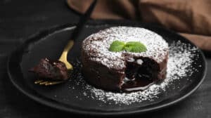 Fondant au chocolat cœur coulant : Un dessert délicieux et réconfortant