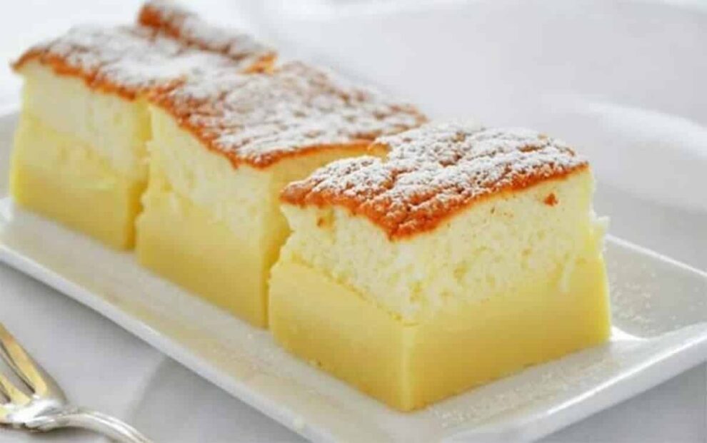 Gâteau magique au citron : Un dessert étonnant et délicieusement fondant