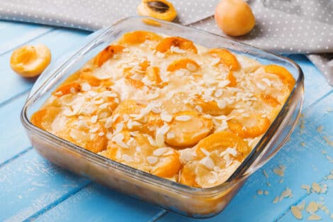 Clafoutis aux abricots : Un dessert estival gourmand