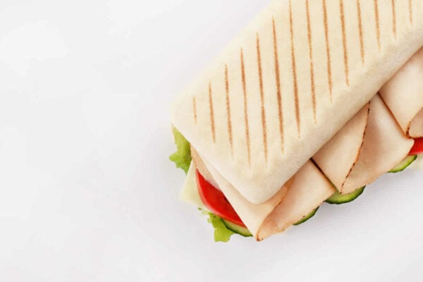 Pain Panini : Un pain italien à la fois moelleux et légèrement croustillant