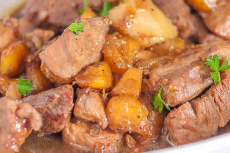 Sauté de porc au curry et ananas : Une saveur tropicale à savourer