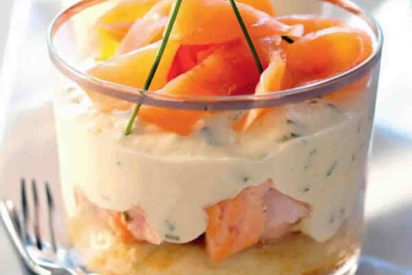 Tiramisu salé aux deux saumons en verrines : Une excellente idée pour commencer un repas